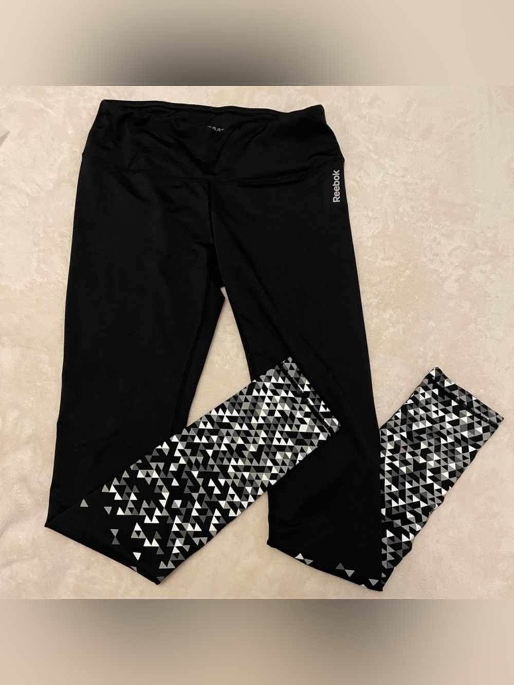 Reebok Women S Black Leggings Geometric Goth Indie Sleaze Mid Rise Triangle